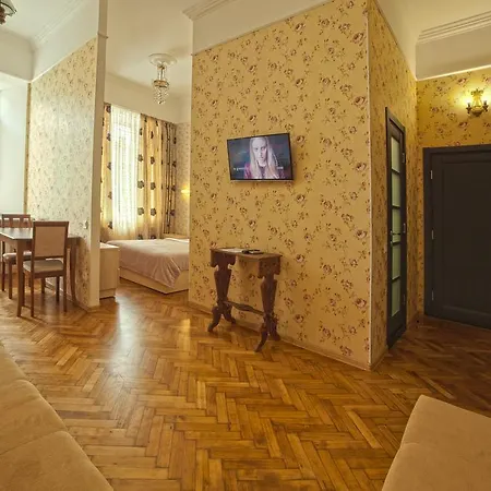 Aparthotel Kvartira 1