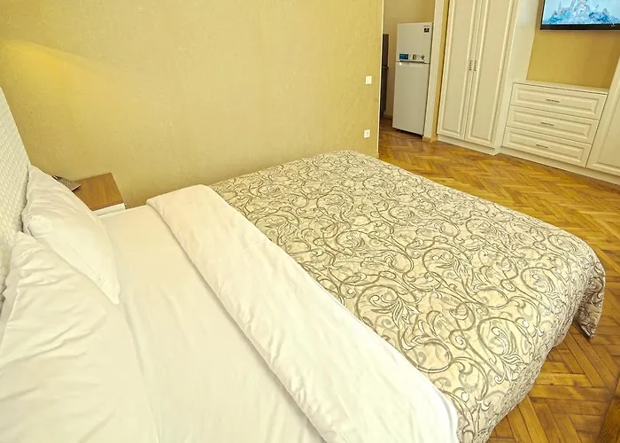 Aparthotel Kvartira 1 4*