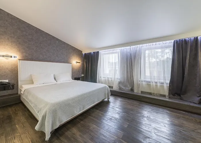 Aparthotel Kvartira 1 4*