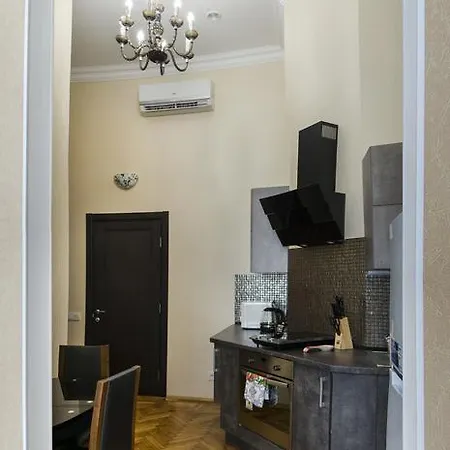 Aparthotel Kvartira 1 *
