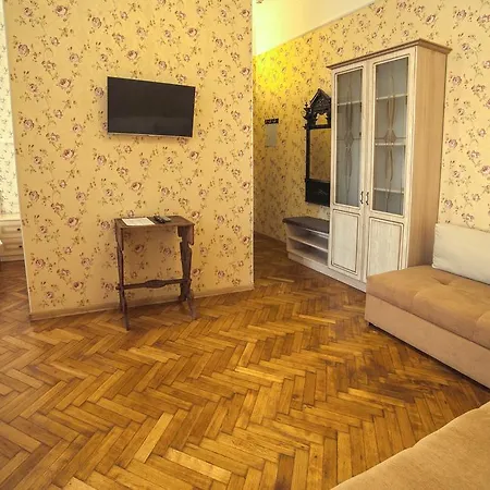 Aparthotel Kvartira 1