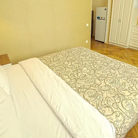 Aparthotel Kvartira 1 *