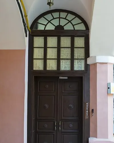 شقة فندقية Kvartira 1 4*