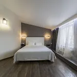 Kvartira 1 Lägenhetshotell 4*