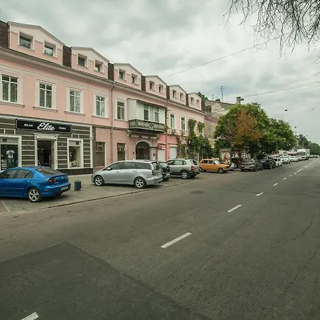 Aparthotel Kvartira 1